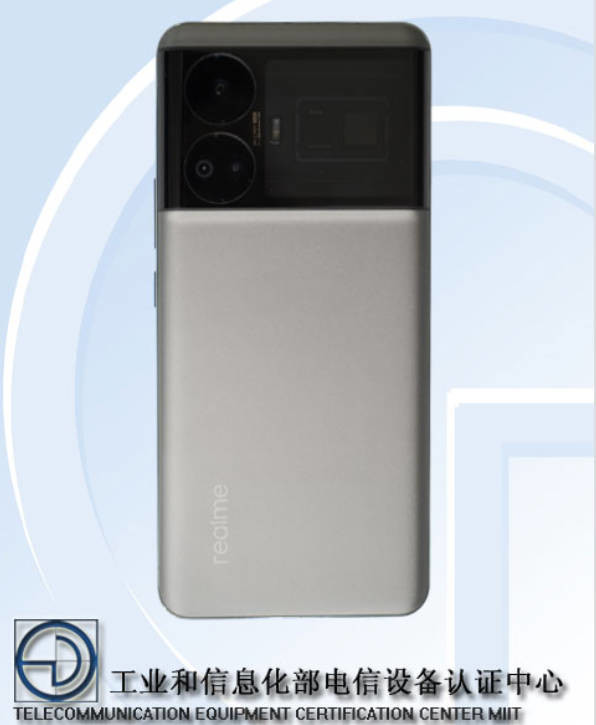 realme GT Neo6正式入网 证件照已公布 或有24GB运存