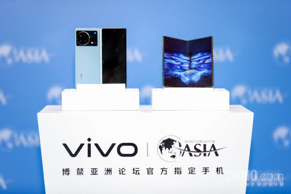 vivo X Fold2全球首秀！官方:新机全能且轻薄 四月发布