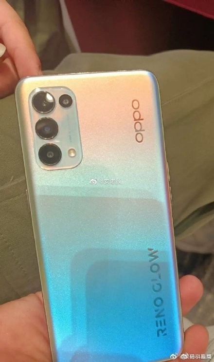 OPPO Reno5真机曝光：外观神似官方图