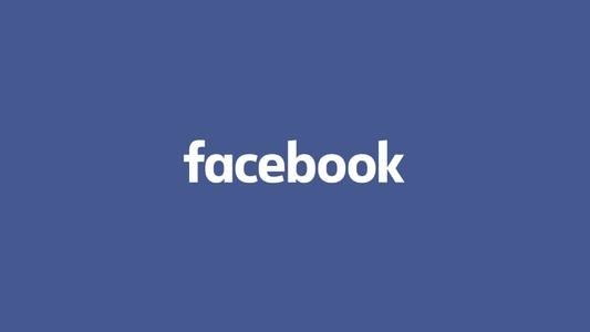 传Facebook正研发智能手表 社交能力拉满 或明年推出