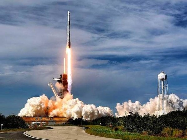 4月22日 SpaceX第二次商业载人任务发射日期确定  