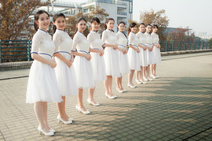 浙大美女学霸礼仪队：美貌与智慧并存风采图集